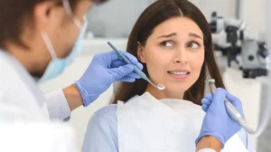 Angst vorm Zahnarzt - Auslöser & Behandlungsmöglichkeiten